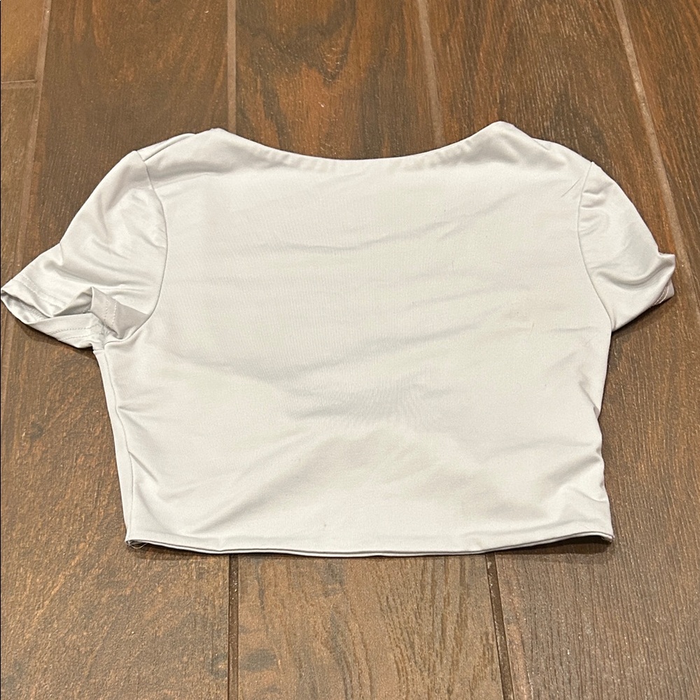 SHEIN Classic White Crop Top